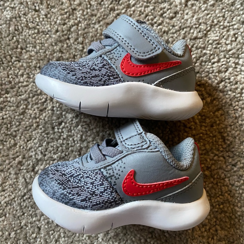 Nike Gray and Red Sneakers with Chunky Midsole